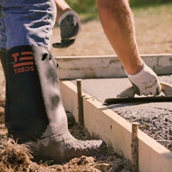 TREDS Super Tough 17" Pull-On Stretch Rubber Overboots - Picture 4 of 10